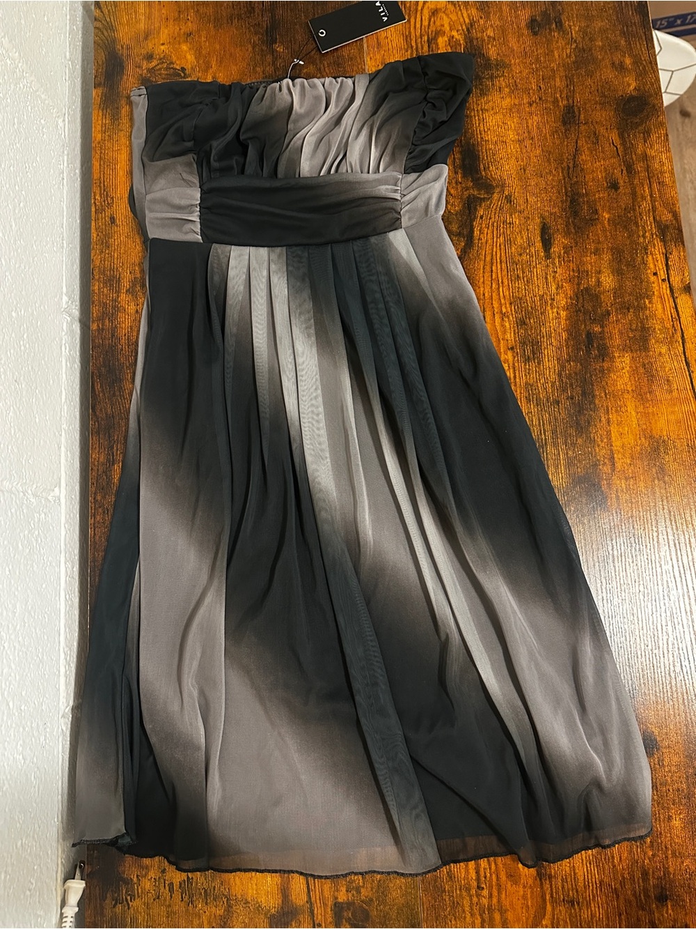 VILA Black and Gray Ombre Strapless Pleated Dress